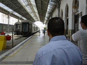 ORAN JUIN 2007 LA GARE ET SES QUAIS